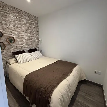 Vis3 - Newly Renovated With Ac And Lift - Torremolinos